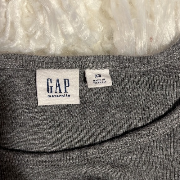 Gap Maternity Ruffle Sleeve Top - Picture 3 of 5